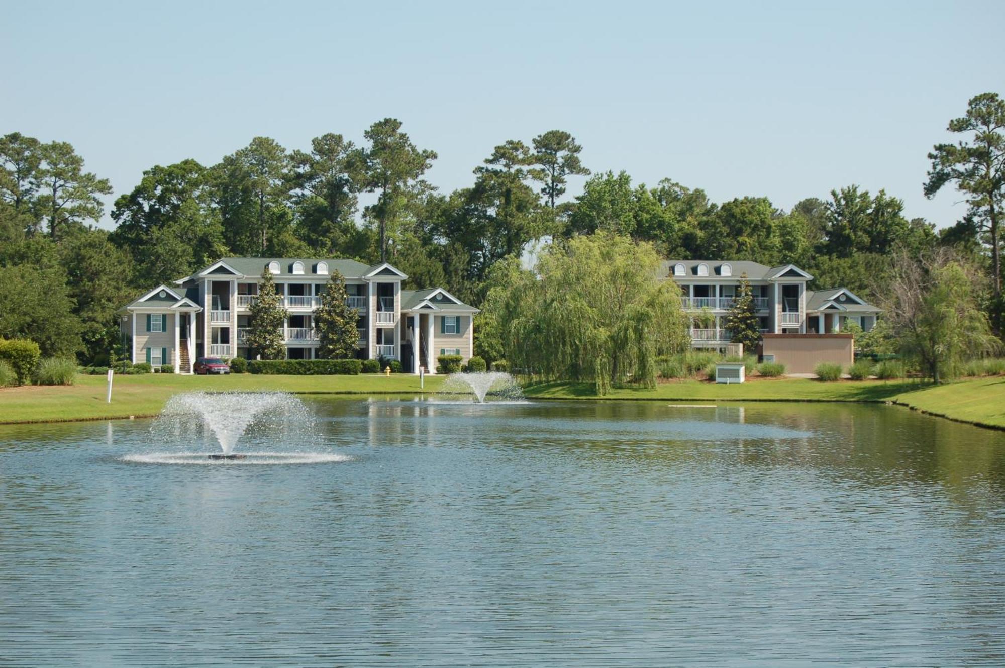 Litchfield Beach & Golf Resort Buitenkant foto