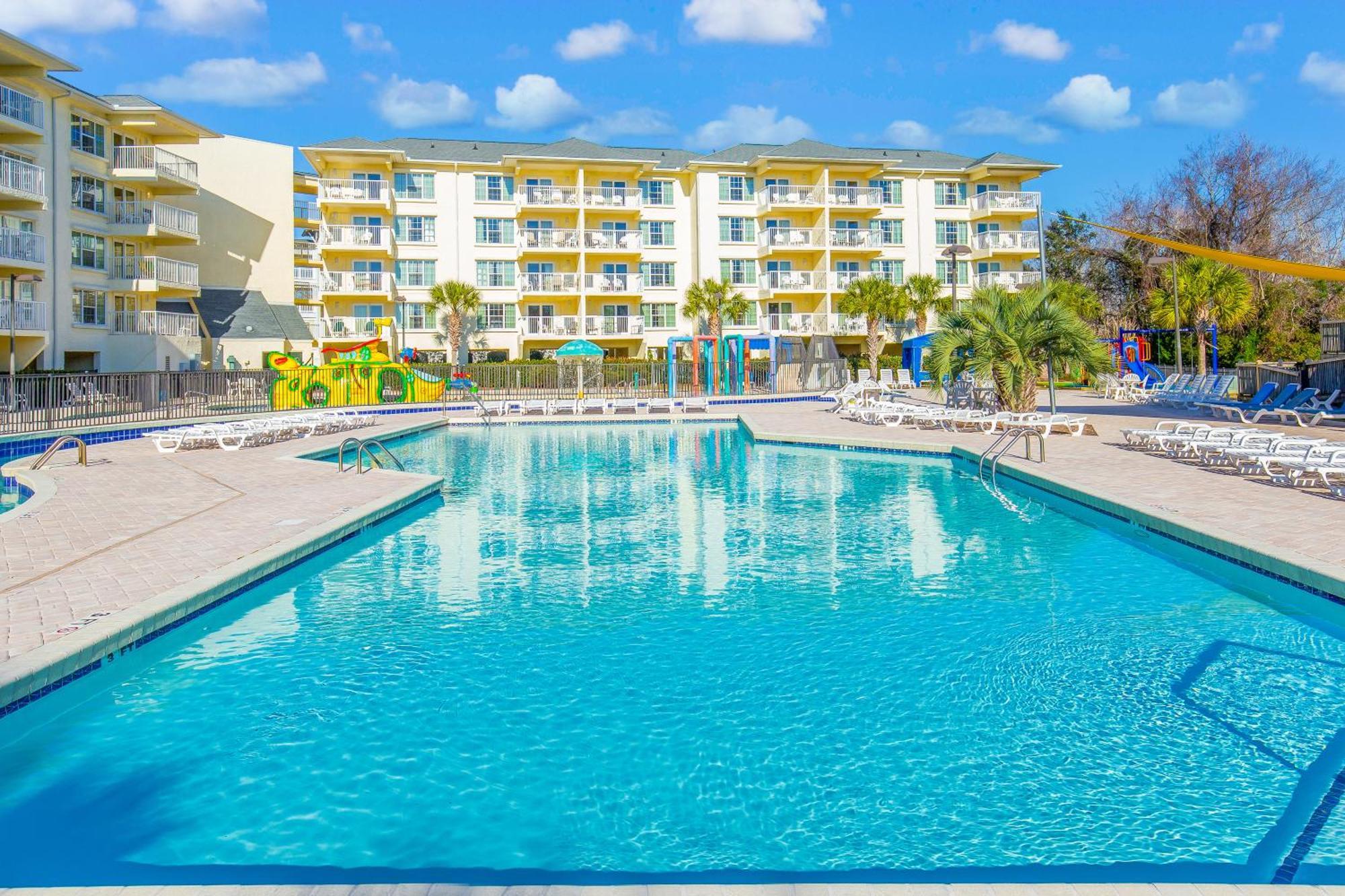 Litchfield Beach & Golf Resort Buitenkant foto