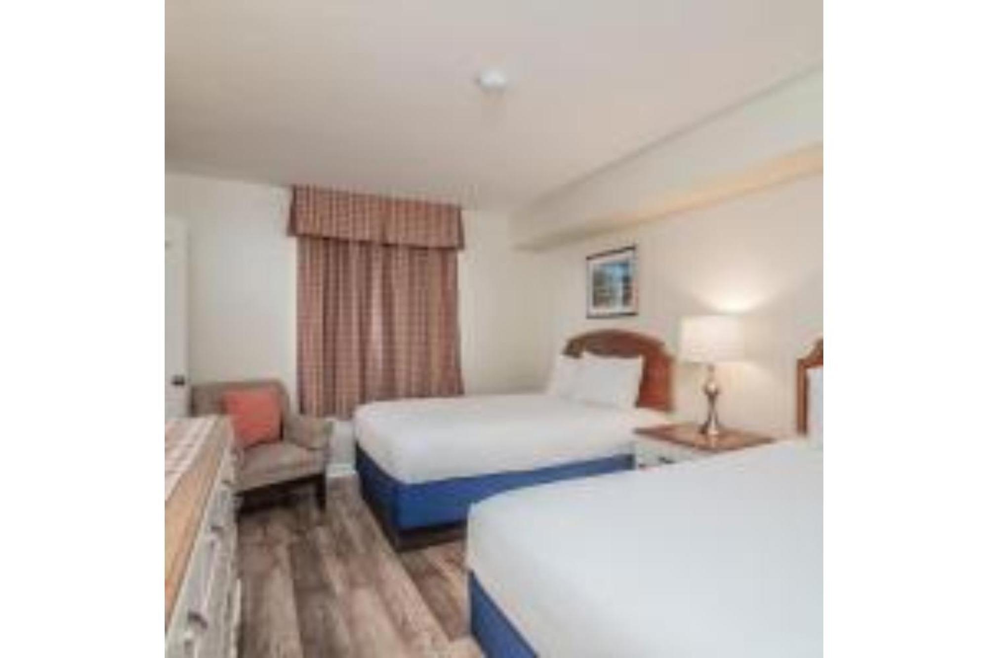 Litchfield Beach & Golf Resort Buitenkant foto